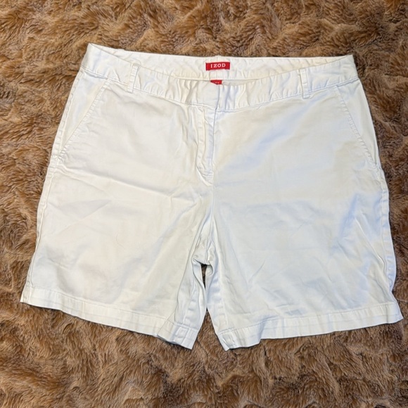 IZOD Women's White Shorts size 8 - Picture 6 of 10